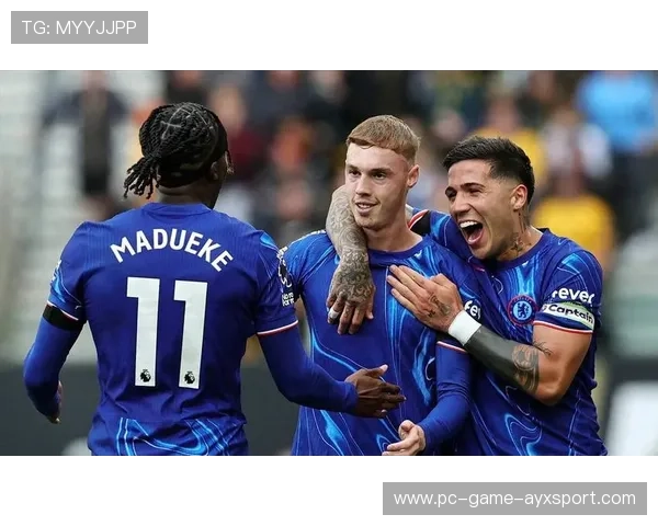 切尔西替补锋线在关键时刻攻破对手大门