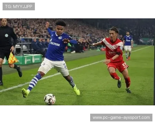 圆神真球王了!安东尼招牌兜射世界波破门,本场上演远射梅开二度好戏 圆神真球王了!安东尼招牌兜射世界波破门,本场上演远射梅开二度好戏